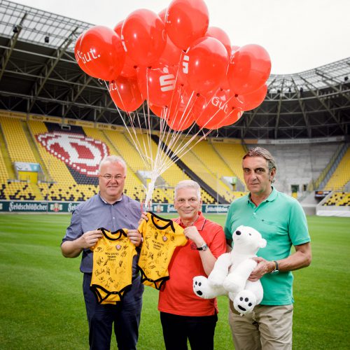 CANALETTO – Das Dresdner Stadtfest vom 15. – 17. August 2025 - Pressemitteilung - Parade für Dresdens Babys: Dynamo-Stürmer Pascal Testroet ist Schirmherr der Sparkassen-Babyparade