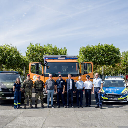 CANALETTO – Das Dresdner Stadtfest vom 15. – 17. August 2025 - Pressemitteilung - Die Blaulichtmeile präsentiert sich am Sächsischen Landtag zu CANALETTO